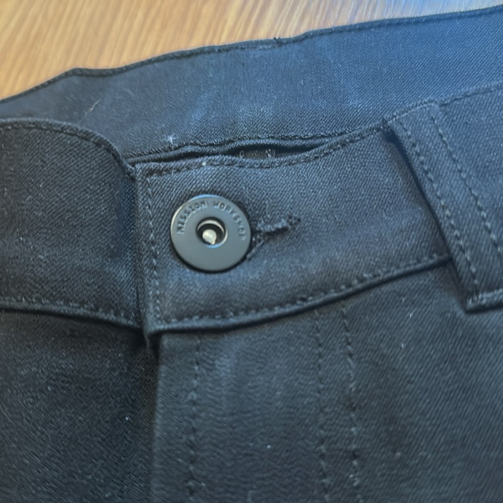 Men's Black Jean Shorts - Picture 4 of 7